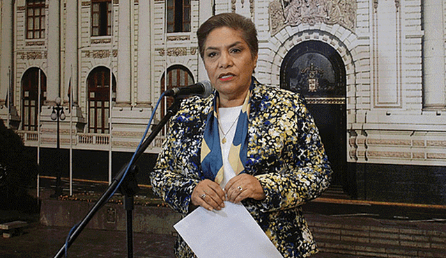 Luz Salgado renunció a la secretaría general de Fuerza Popular