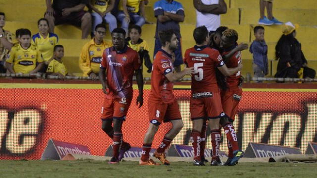 El Nacional venció 2-1 a Barcelona SC y trepó al cuarto lugar de la Serie A de Ecuador