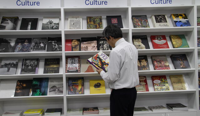 ICPNA inaugura su librería en Miraflores, incluye textos bilingües