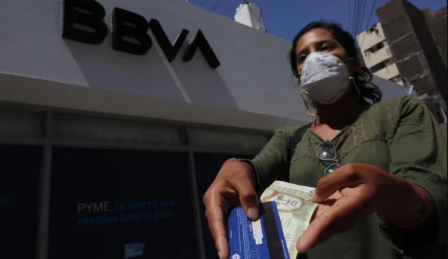 Los cambios en la tarifa fueron comunicados a los clientes del BBVA el 15 de septiembre. Foto: Jorge Cerdán/La República