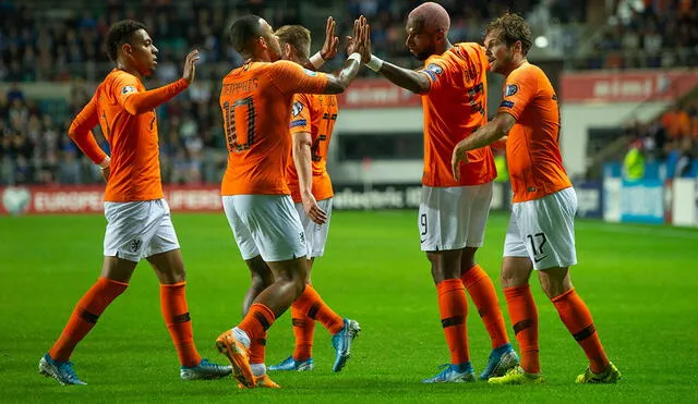 La selección de Holanda vapuleó 4-0 a su similar de Estonia. (Créditos: AFP)