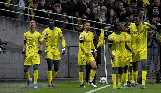 Cristian Benavente se hizo presente en el Nantes vs. Saint-Étienne con una brillante asistencia. | Foto: AFP