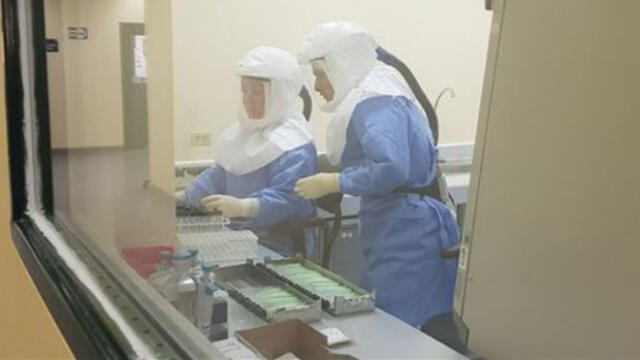 La UNMSM también ha puesto a disposición el Laboratorio
de Excelencia de Epidemiología Molecular y Genética para el análisis
muestras de coronavirus. (Imagen referencial)