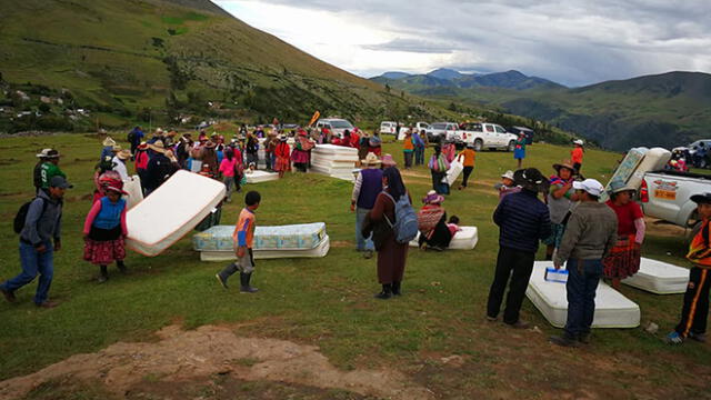 Cusco: médicos atienden a damnificados por deslizamiento