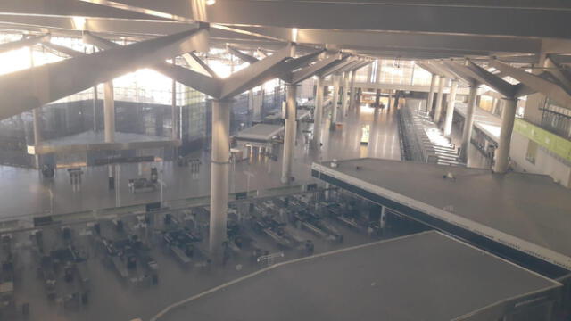 Aeropuertos de España se encuentran vacíos en Semana Santa. (Foto: Twitter)