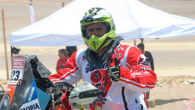 El arequipeño Sebastián Cavallero subió al Misti en moto y correrá su cuarto Dakar. Foto: Facebook