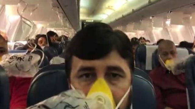 YouTube: olvidan presurizar cabina de avión y decenas de pasajeros sangran por la nariz y las orejas [VIDEO]