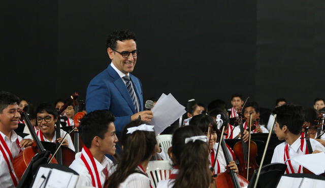 Juan Diego Flórez cantará clásicos peruanos en el concierto de mañana