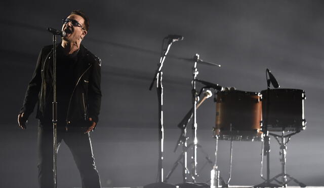 Bono se queda sin voz en concierto