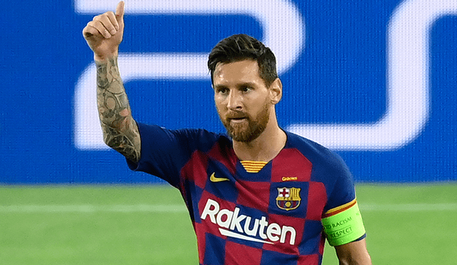 Lionel Messi hizo una gran jugada individual y marcó el segundo gol del Barcelona sobre el Napoli. | Foto: AFP