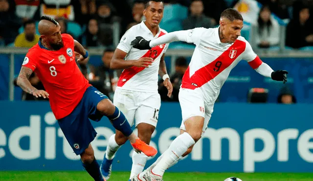 Peru vs Chile: la celebración de Paolo Guerrero en los camerinos. Foto: EFE