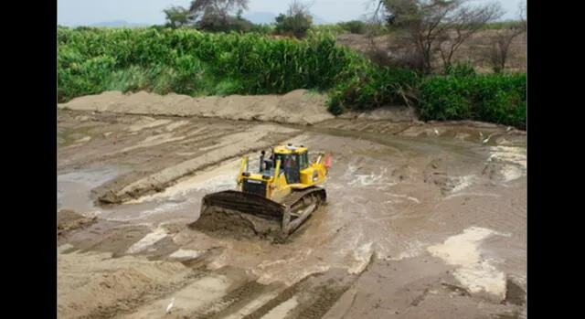 Lambayeque: avanzan trabajos de encausamiento y limpieza de ríos Zaña y Olmos