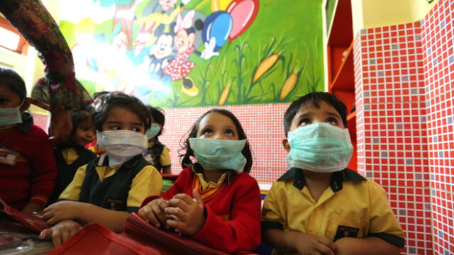 Especialistas debaten sobre aparente inmunidad que tienen los niños ante el coronavirus