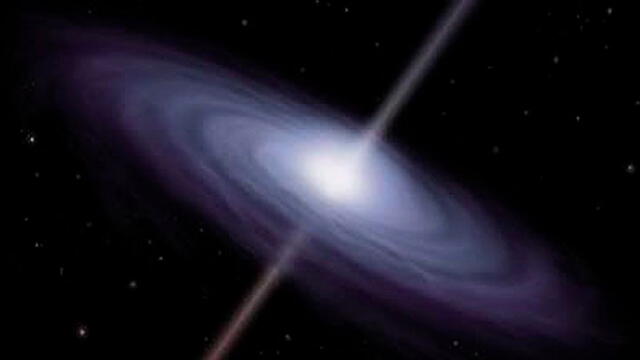 Científicos logran captar la primera imagen real de un agujero negro en el universo