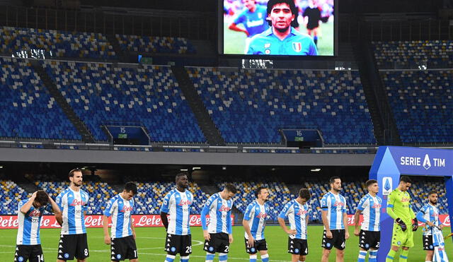 Napoli rindió tributo a Diego Armando Maradona. Foto: Twitter