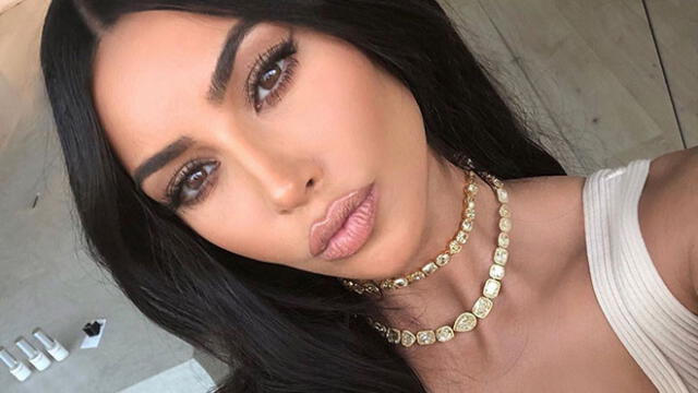 Kim Kardashian reta la censura de Instagram en diminuto bikini  [VIDEO]