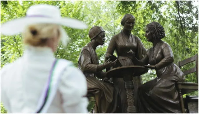 Monumento feministas. (Foto: Reuters)