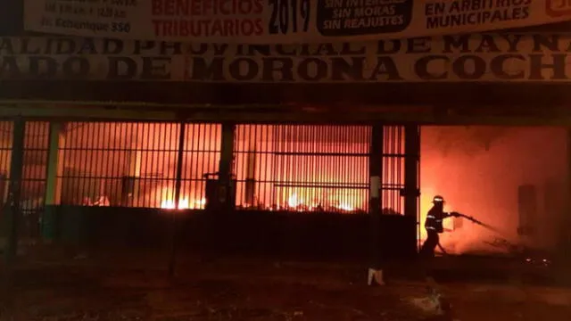 Mercadillo de Iquitos se incendia. Créditos: Julia Saldaña.
