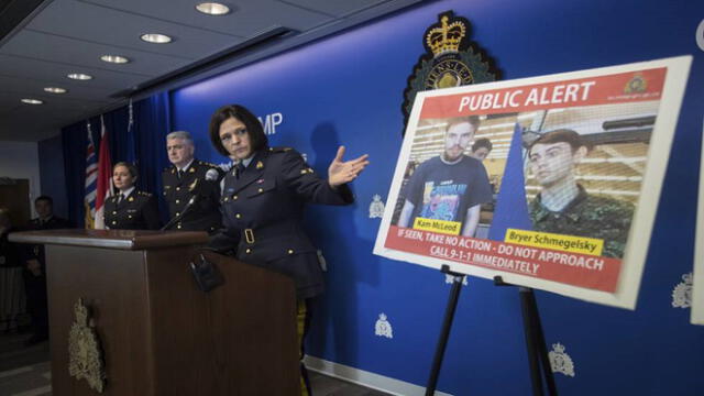 La policía canadiense muestra los rostros de McLeod y Schmegelsky tras activar la alerta de búsqueda AP