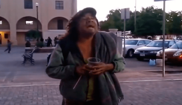 YouTube viral: mendigo asombra con su gran voz similar al fallecido cantante Juan Gabriel [VIDEO] 