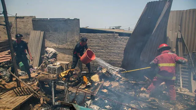 Puente Piedra: serenos controlan incendio en una vivienda en Lomas de Zapallal 