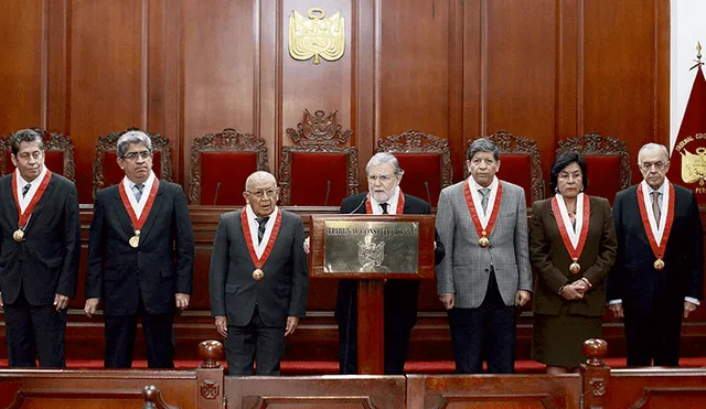 En sus manos. El Tribunal Constitucional deberá decidir si admite la Acción de Competencia que el Congreso aprobó enviar sobre la cuestión de confianza.