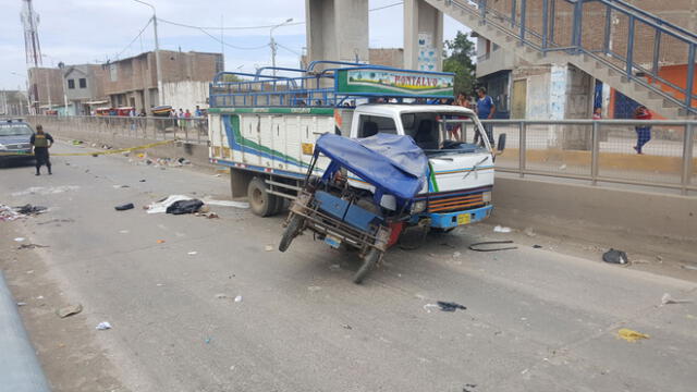 Chiclayo: Mototaxista falleció tras chocar su vehículo contra un camión [VIDEO]