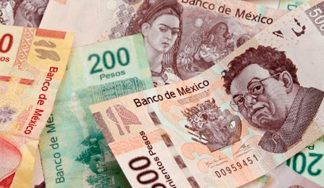 El peso mexicano suma once jornadas como la divisa menos cotizada. Foto: AA