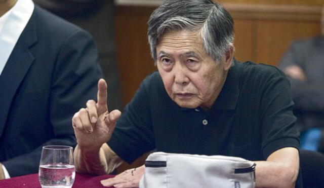Alberto Fujimori: "Estoy internado en una clínica por una hernia en la columna"