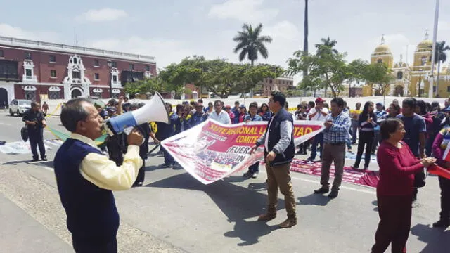 Sutep evaluará situación de divisionismo sindical tras huelga docente