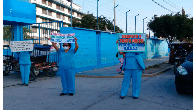 enfermeras-protestan-en-exteriores-de-hospital