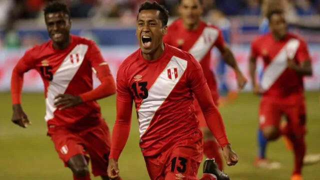 Feyenoord anunció el regreso de Renato Tapia a la selección peruana