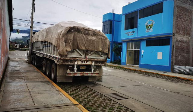 Vehículo fue llenado por toneladas del tubérculo.