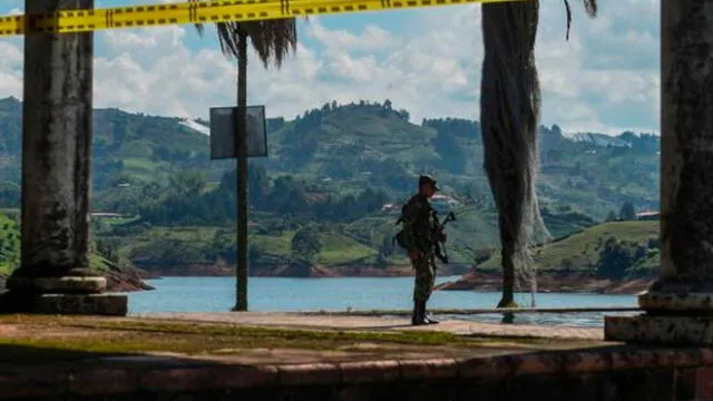 Jardinero de Escobar lucha por volver a vivir en inmueble de narcotraficante