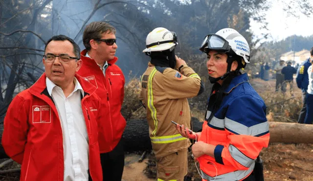 Chile declara alerta roja en Valparaíso por incendio forestal “intencional”