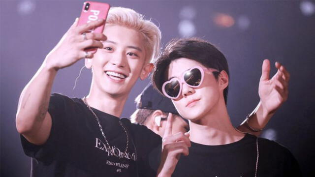 Desliza para ver más fotos de Chanyeol y Sehun