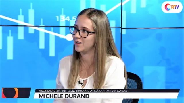 Michele Durand, laboralista del Estudio Alcázar, Rebaza y De las Casas en RTV Economía, conducido por Rumi Cevallos. Foto: Captura.