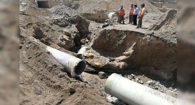 Arequipa: 200 mil se quedan sin agua por rotura de tubería en cono norte [VIDEO]