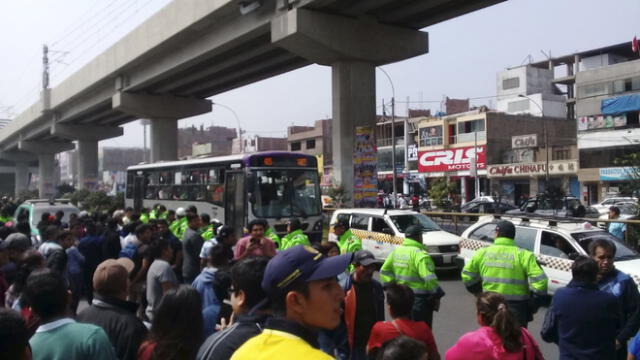 Turbas atacan buses del corredor morado de SJL [VIDEO]