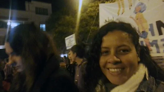 Peruana participa en manifestación por el Día de la Mujer en Sevilla
