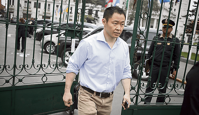 Postura. Kenji Fujimori señala que el partido de su hermana Keiko se ha puesto “al servicio de cúpulas mercantilistas”.