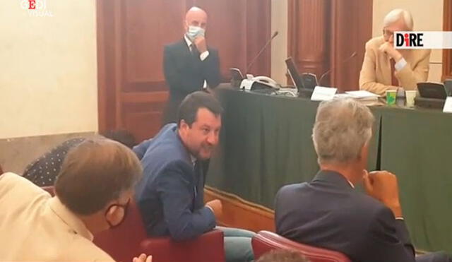 El exministro Matteo Salvini en primera fila se refirió al coronavirus. Foto: captura