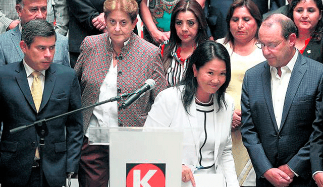 Keiko Fujimori es seguidora de 14 ‘fujitroles’ que difaman a opositores y periodistas