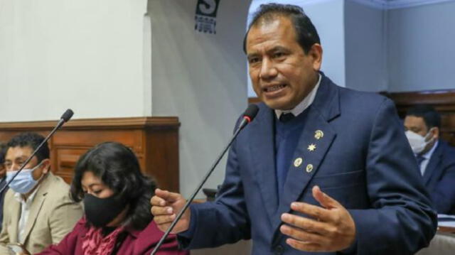 Edgar Tello se pronunció sobre el tema del adelanto de elecciones. Foto: Andina