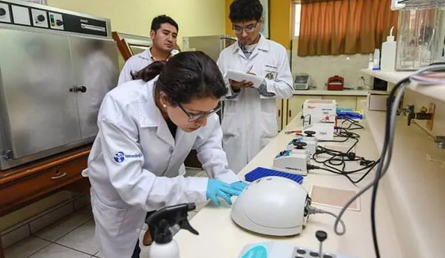 Universidad sede sus laboratorios par análisis de muestras de coronavirus en Trujillo