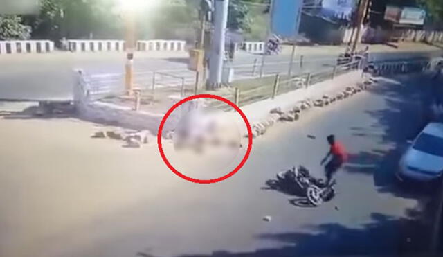 En YouTube indigna que tras mortal accidente de hombre le roben la moto