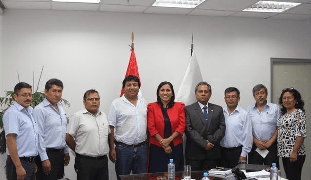 Ministra de Educación se reunió con nuevos dirigentes del Sutep