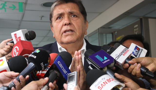 Ante la fiscalía, Alan García criticó cambios al gasoducto