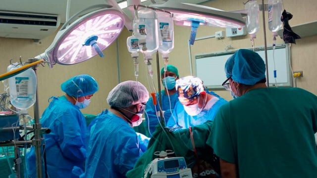 Operaciones a corozón abierto en EsSalud Lambayeque