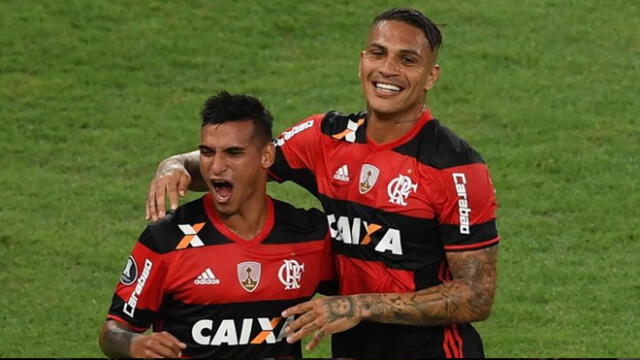 Paolo Guerrero y Miguel Trauco jugaron en el empate de Flamengo y Fluminense por el Brasileirao